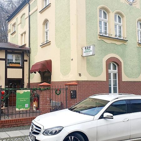 Apartment Gruener Fuerst Mit Sitzecke Im Innenhof & Naehe Park & Erdgeschoss Bad Muskau Dış mekan fotoğraf
